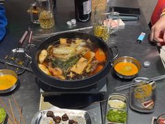 -马路牙子烧烤音乐酒馆(望京店)