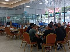 大堂-五洞大众牛餐馆(番禺分店)