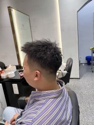 -梳蕾娜 HAIR SALON