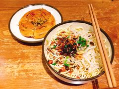 -谭师爷龙抄手(白下路店)