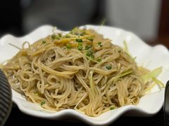 拌兴国鱼丝-董府·古宅餐厅