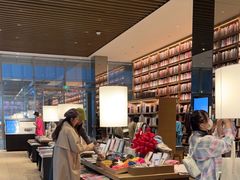 -茑屋书店(天目里店)