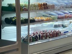 -综合保税区进口商品直销中心(新百店)