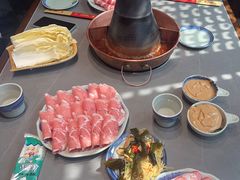 -东镇老火锅(胶州宝龙店)