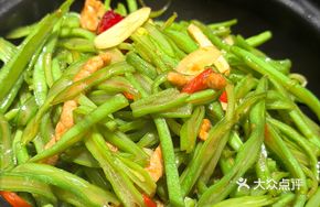 Dry Stir-Fried String Beans