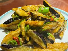 -湖畔鲁菜·二十年老字号餐厅(大明湖店)