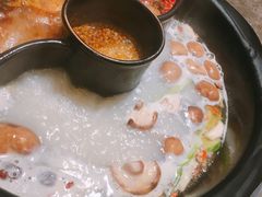 -佬土鹅肠火锅(解放路店)