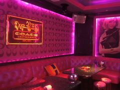 -UK派对KTV(日月广场店)