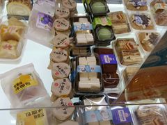 -85度C(生甜甜圈研究工坊·上海平凉店)