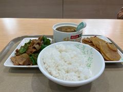 -老乡鸡(上海巴黎春天浦建店)