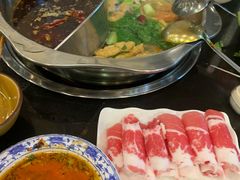 -重庆风光老灶火锅城(同德广场店)