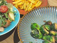 -LESCEDARS Brasserie Bistro香柏树