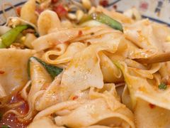-陇上秦轩西安biangbiang面(朝龙汇店)