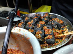 -黑色经典臭豆腐·湖南特产(坡子街特产局店)