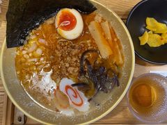 -柒鉦·日式豚骨拉麵(常德路店)
