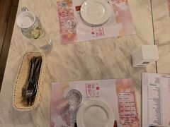 -樱花里音乐餐吧·牛扒椰子鸡(东圃店)