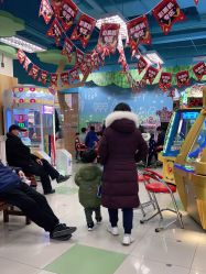 -莫莉幻想儿童乐园(武汉保利广场店)