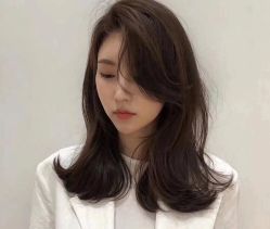 -洛施奇烫发染发沙龙