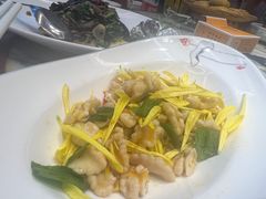 -蔼若春.传承三十年云南菜(金碧公园店)