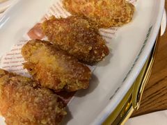 -新白鹿餐厅(百联中环店)