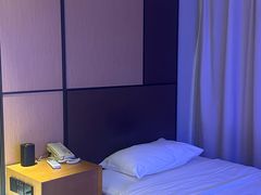 -怡庭S智能酒店(三亚大东海店)