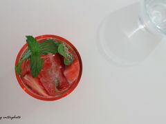 草莓气泡水-隹木咖啡馆(宝龙广场店)