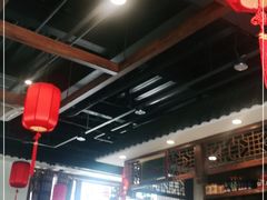 大堂-亿诣蝎府炸酱面羊蝎子火锅(酷车小镇店)