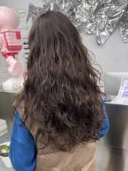 -茶发Salon·烫发染发理发