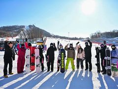 -庙香山滑雪场