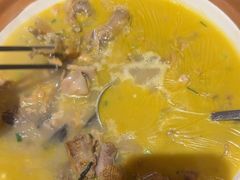 -富正毅三下锅·湘西韵味(天门山索道店)