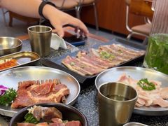 -红泥小火炉·东北泥炉烤肉(天一旗舰店)