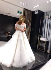 点击看大图 -GRACE KELLY婚纱与礼服(北京店)
