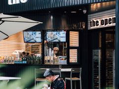 -The open life(万象城店)