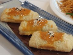 碳烧蜜汁叉烧酥-广州酒家(昌岗地铁站店)