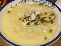 -二孃鸡爪爪(东风路总店)