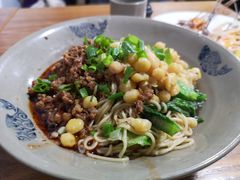 -丁丁猫重庆小面(徐州路店)