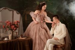 -雪中彩影婚纱摄影·微光艺术中心