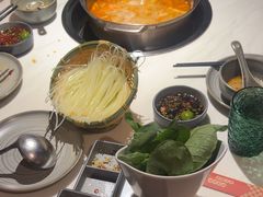 -喃喃椰·糟粕醋·椰子鸡火锅(七堡花园店)