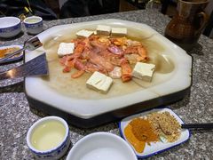 -宏宏无烟石板烧烤