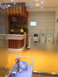 -苗方清颜专业祛痘养生