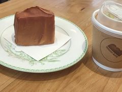-Dough&Joe团憩(瑞虹天地月亮湾店)