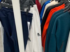 -BIGOFFS 超级折扣(仁恒伊势丹店)