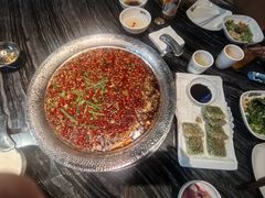 -老船舫·现做活鲜鱼馆(东郊记忆店)