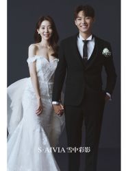 -雪中彩影婚纱摄影·微光艺术中心