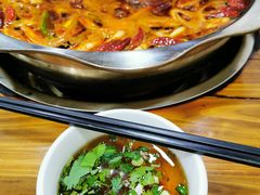 -金鼎雪山牦牛杂火锅(理县总店)