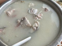 -雪湖煜辰鱼头老店(雪野湖店)