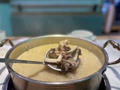 -六少·猪肚包鸡火锅(卓悦INTOWN店)