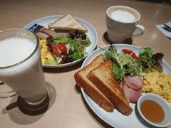 -必胜客(漕宝路店)