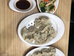 -赵奶奶水饺锅贴小酒馆(丁字沽店)