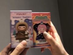 -泡泡玛特POPMART(上海环球港店)